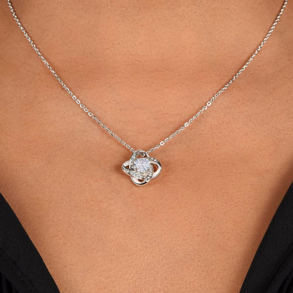 To My Mom, I Loved You My Whole Life - Infinite Love Necklace